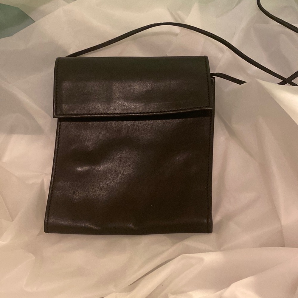 J. P. Ourse & CIE Geneva genuine black leather foldable crossbody purse